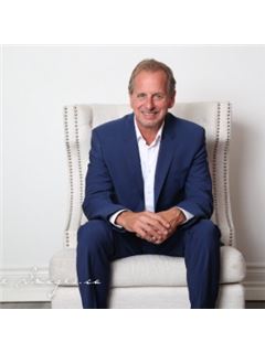 Peter Vandendool - RE/MAX Escarpment Realty Inc