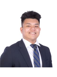 Christian Ramos - RE/MAX Community Realty Inc.