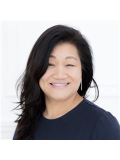 Sonia Wong - RE/MAX West Realty Inc