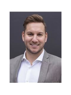 Paul Makarenko - RE/MAX Escarpment Realty Inc