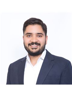 Deepanshu Kuchroo - RE/MAX Real Estate Centre Inc