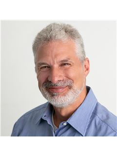 Richard Quesnel - RE/MAX Real Estate Centre Inc