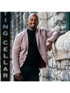 Shaw Harper - RE/MAX Paramount Realty Brokerage