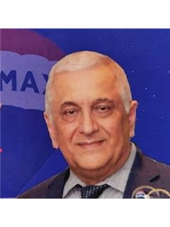 Fred Farjadpour - RE/MAX Hallmark Realty Ltd