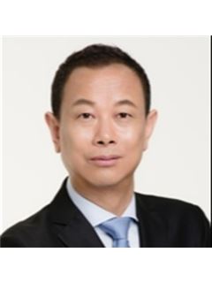 Michael Hu - RE/MAX Imperial Realty Inc.