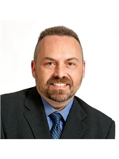 Jason McKnight - RE/MAX Real Estate Centre Inc