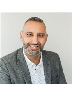 Associate - Majed Z. Darr - RE/MAX Real Estate Centre Inc