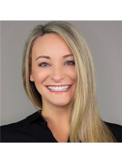 Andrea Lemke - RE/MAX Hallmark Realty Ltd