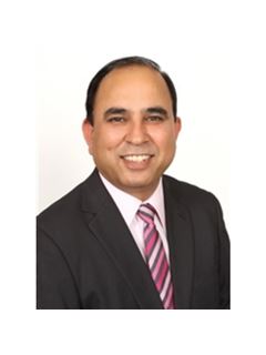 Arun Kumar Batra - RE/MAX Realty Services Inc