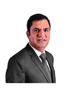 Jitender Kalra - RE/MAX Real Estate Centre Inc