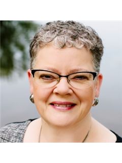 Terry Carr - RE/MAX Professionals North