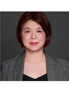 Maggie Chow - RE/MAX Hallmark Realty Ltd