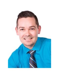 Rick Campeau - RE/MAX Crown Realty (1989) Inc