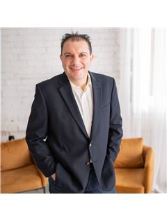 Mario Tusa - RE/MAX Hallmark Chay Realty