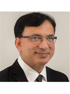 Abdul Hayee - RE/MAX Real Estate Centre Inc