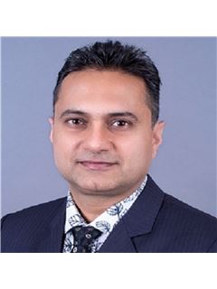 Raj Rana - RE/MAX Realty Specialists Inc