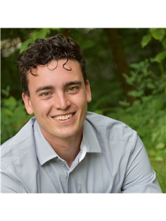 Cole Monteith - RE/MAX Hallmark Chay Realty