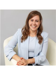 Sarah Pierssens - RE/MAX Escarpment Realty Inc