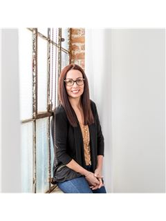 Natalie Cunningham - RE/MAX Grey Bruce Realty Inc