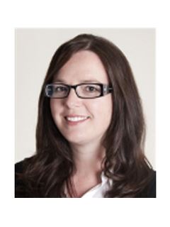 Andrea Jones - RE/MAX Real Estate Centre Inc
