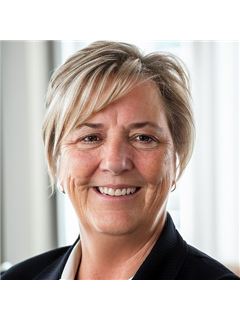 Shannon Veri - RE/MAX Escarpment Realty, Inc.