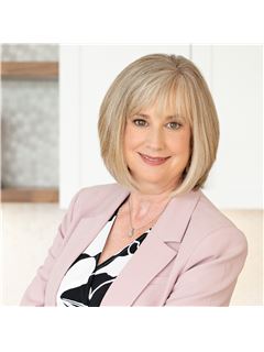Lynn Rita de Gannes - RE/MAX Affiliates Realty Ltd.