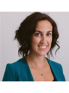 Bobbi McCrae - RE/MAX Quinte, Ltd
