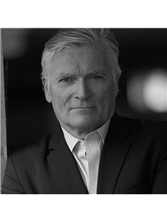Chris Gillett - RE/MAX Hallmark Realty Ltd