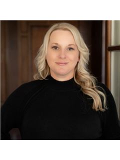 Kim Macdougald - RE/MAX Escarpment Realty Inc