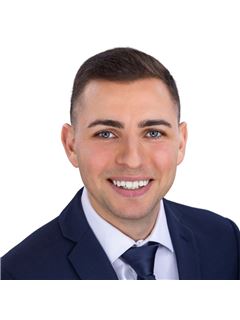 Richard Nassour - RE/MAX Hallmark Chay Realty