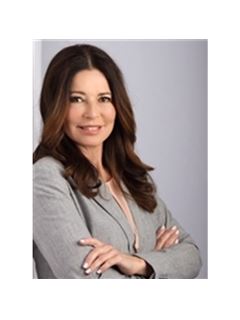 Lynn Mackenzie - RE/MAX Hallmark Realty Ltd