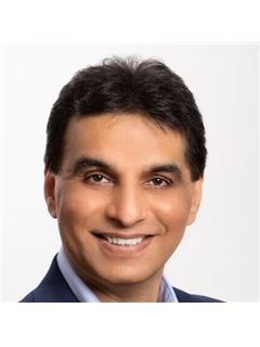 Maqbool Bajwa - RE/MAX PREMIER INC.