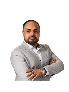 Sandeep Chahal - RE/MAX Real Estate Centre Inc