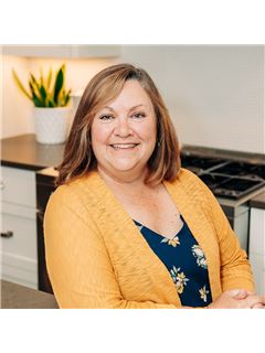 Tracy Myers - RE/MAX Hallmark Realty Ltd