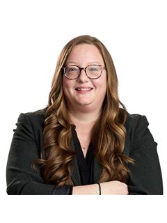 Michelle De Groot - RE/MAX Real Estate Centre Inc.