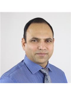 Parminder Gill - RE/MAX Twin City Realty Inc