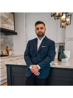 Sina Azimi - RE/MAX Experts