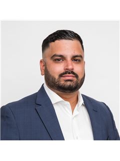 Jag Chera - RE/MAX Paramount Realty Brokerage