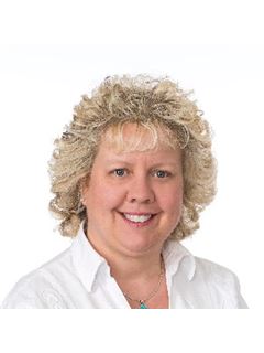 Wanda F Blakney - RE/MAX Hallmark First Group Realty Ltd