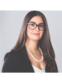 Lauren Feldman - RE/MAX Hallmark Realty Ltd