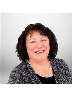 Barbara J Simpson - RE/MAX Right Move