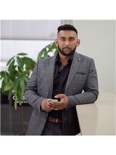 Suthan Tharmarajah - RE/MAX Community Realty Inc.