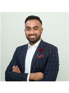 Mahiran Thavarajah - RE/MAX Community Realty Inc.