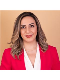 Namira Mohammadi Dinani - RE/MAX Hallmark Realty Ltd