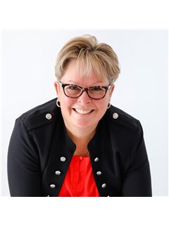 Julie M. Swayze - RE/MAX Escarpment Realty Inc