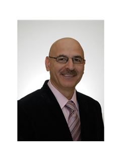 Latif Ismail - RE/MAX Real Estate Centre Inc