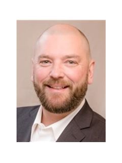 Jeff Small - RE/MAX Escarpment Realty, Inc.