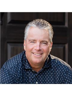 Darren Morris - RE/MAX Real Estate Centre Inc