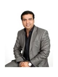 Ahmed A Qureshi - RE/MAX Real Estate Centre Inc.