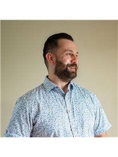 Chris Camara - RE/MAX Escarpment Realty Inc